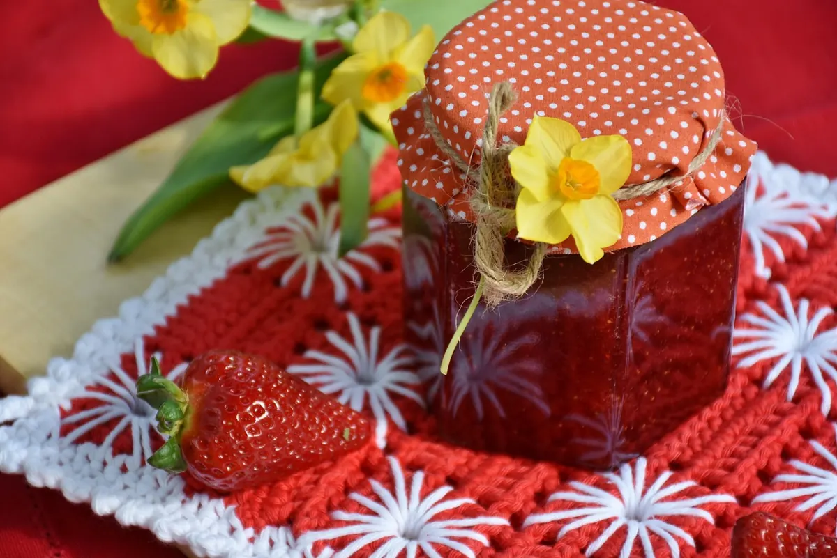 How to Make Small-Batch Strawberry Vanilla Jam Without Pectin